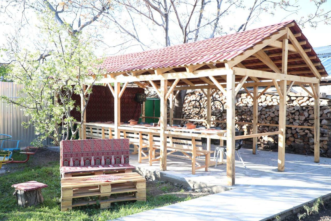 Ashtarak Garden Guesthouse Ngoại thất bức ảnh